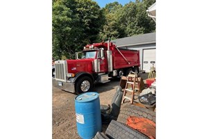 2007 Peterbilt 379  Truck-Dump